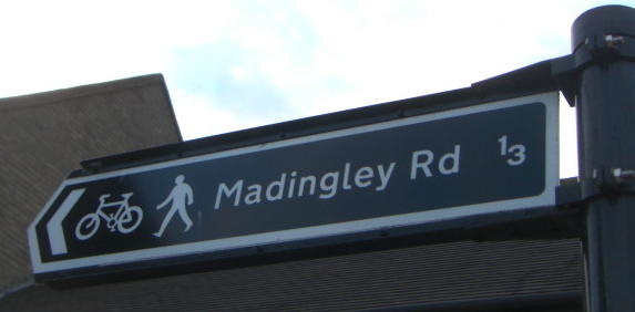 [cycle] [pedestrian] Madingley Rd ⅓